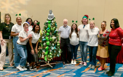 A Tree-Mendous Affair: See our tree at Rosen Shingle Creek